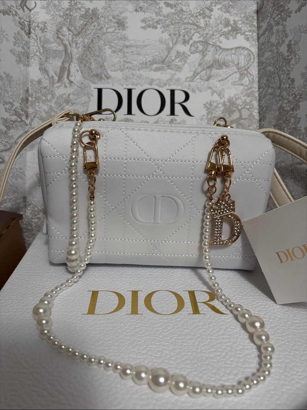 Dior Beauty crossbody handbag - Picture 3 of 15